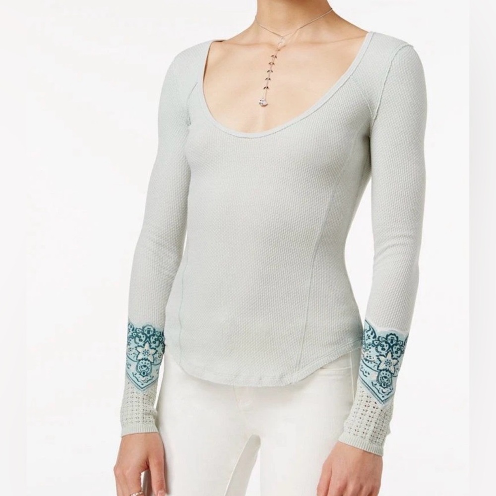 We The Free People Bandana Cuff Thermal Waffle Knit LS Top L Embroidered Crochet